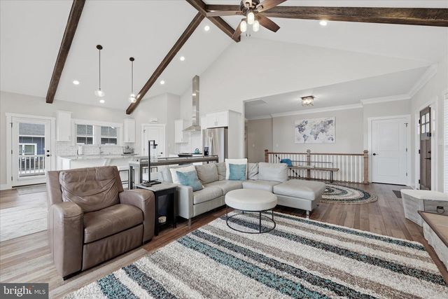 504 SLEIGH DR, Cross Junction, VA 22625