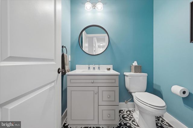 504 SLEIGH DR, Cross Junction, VA 22625