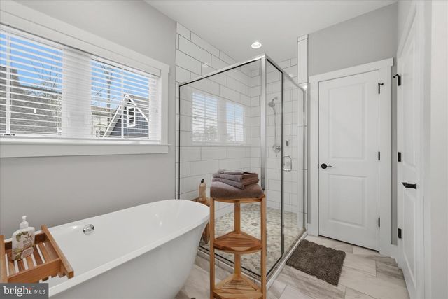 504 SLEIGH DR, Cross Junction, VA 22625