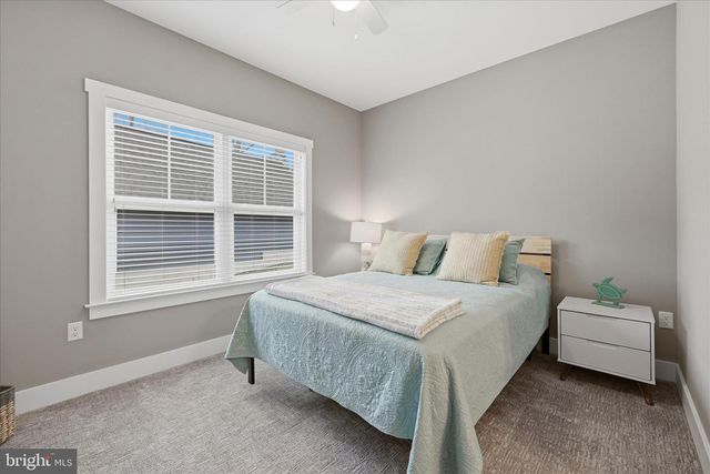 504 SLEIGH DR, Cross Junction, VA 22625