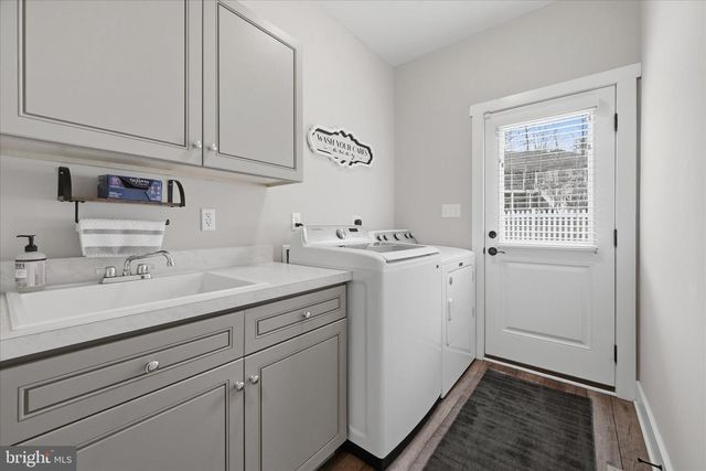 504 SLEIGH DR, Cross Junction, VA 22625