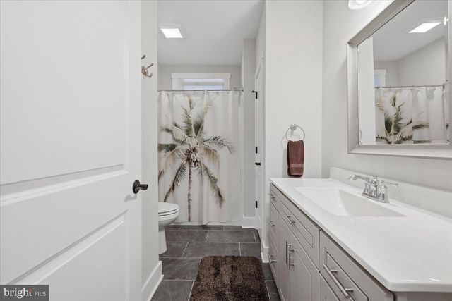 504 SLEIGH DR, Cross Junction, VA 22625