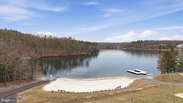 504 SLEIGH DR, Cross Junction, VA 22625