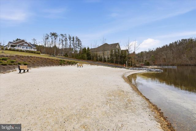 504 SLEIGH DR, Cross Junction, VA 22625