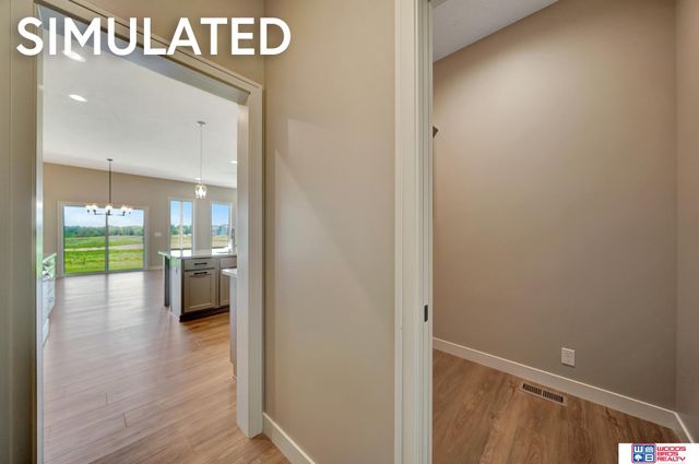 10521 Majestic Lane, Lincoln, NE 68527