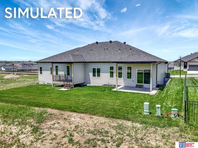 10521 Majestic Lane, Lincoln, NE 68527