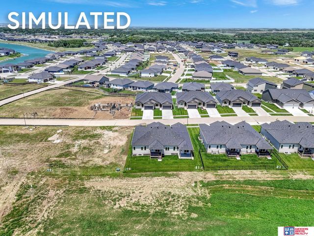 10521 Majestic Lane, Lincoln, NE 68527