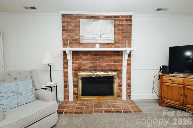 15 Golden Leaf Drive, Marion, NC 28752