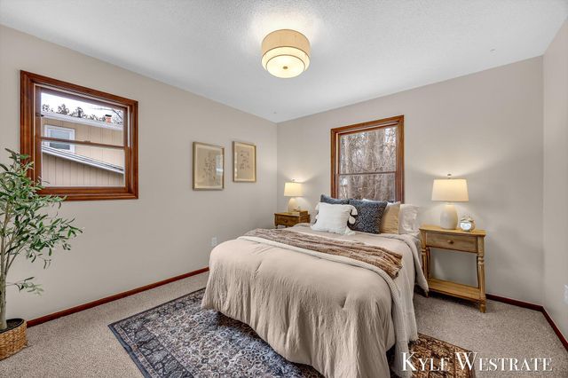 3425 Cascade Road Se, Grand Rapids Twp, MI 49546