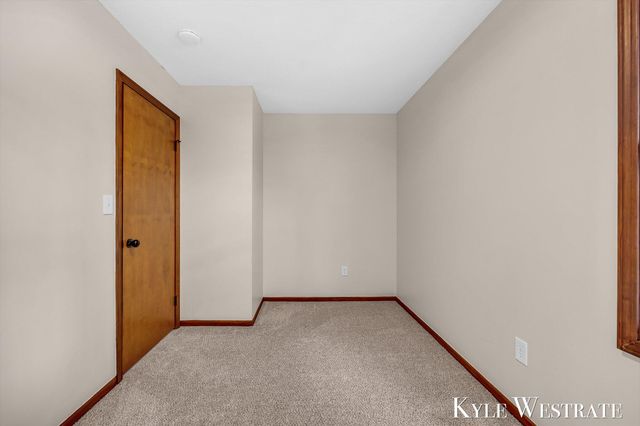 3425 Cascade Road Se, Grand Rapids Twp, MI 49546