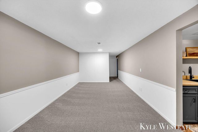 3425 Cascade Road Se, Grand Rapids Twp, MI 49546