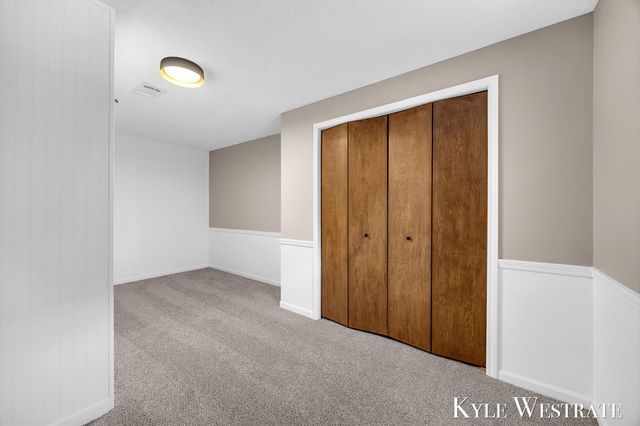 3425 Cascade Road Se, Grand Rapids Twp, MI 49546