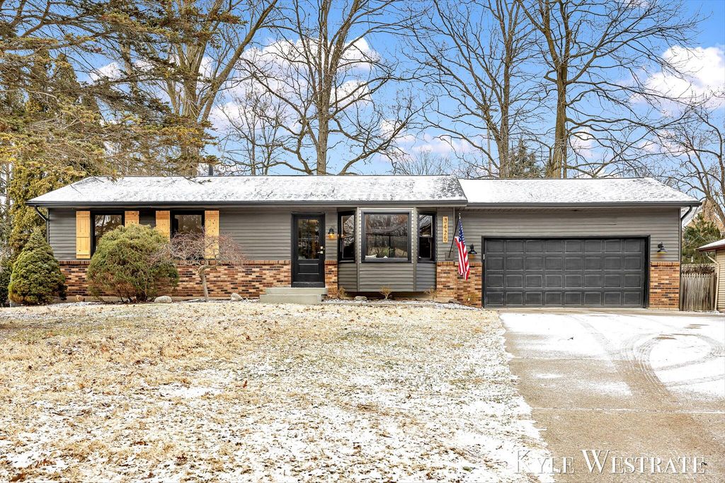 3425 Cascade Road Se, Grand Rapids Twp, MI 49546