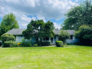 14619 PLEASANT VALLEY Road, Woodstock, IL 60098