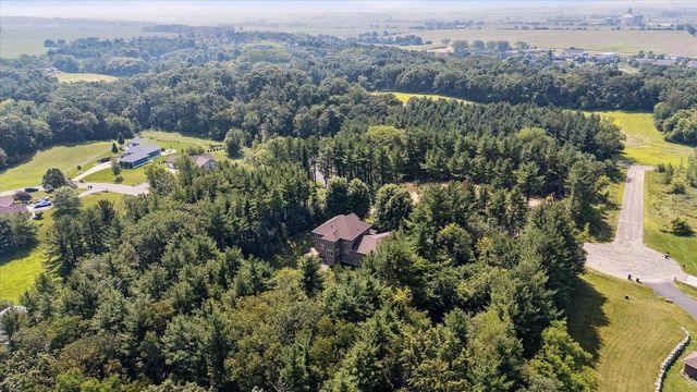 13506 W Travis Trace Road, Evansville, WI 53536