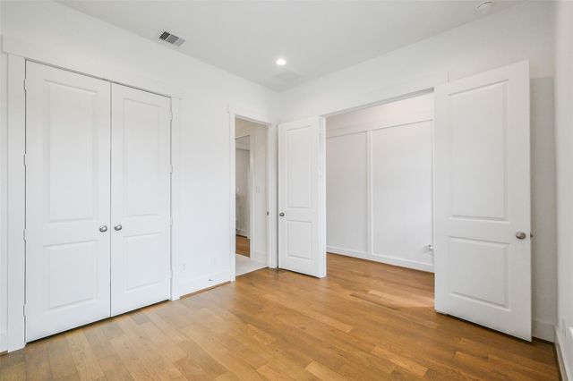 3520 Harvest Dance Drive, Houston, TX 77008