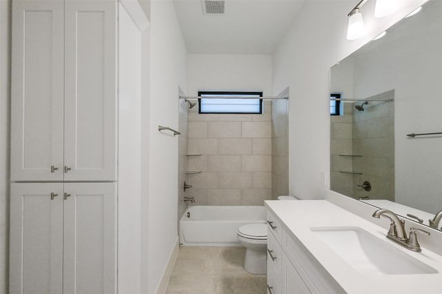 3520 Harvest Dance Drive, Houston, TX 77008