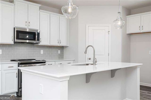 3065 Cambridge Mill Street, Acworth, GA 30102