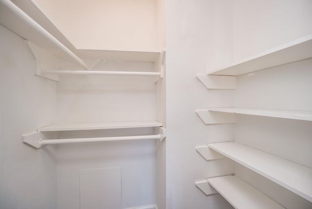 2515 Oak Hill Drive, Missouri City, TX 77459