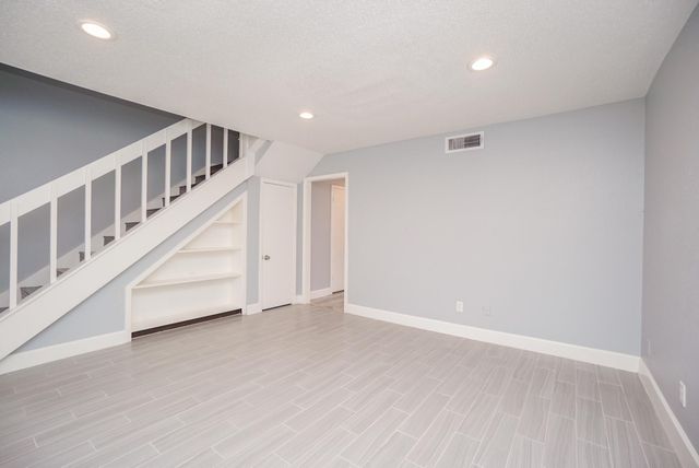 2515 Oak Hill Drive, Missouri City, TX 77459