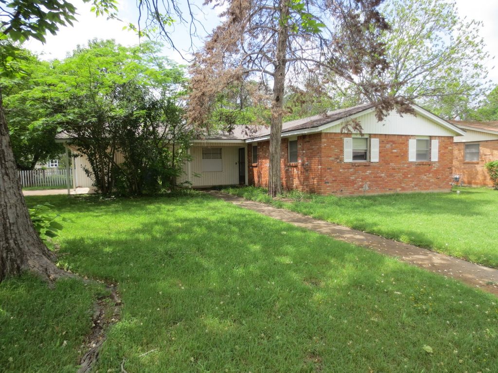 800 N 59th Street, Waco, TX 76710