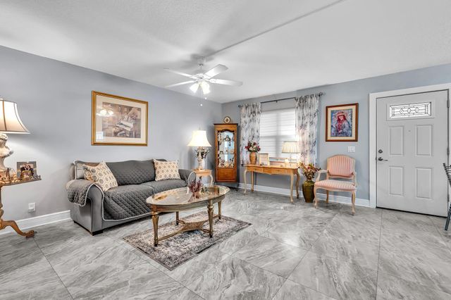 625 Normandy N 625, Delray Beach, FL 33484