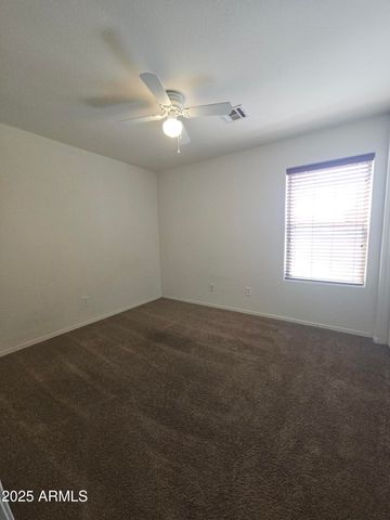 3828 S VINEYARD Avenue, Gilbert, AZ 85297