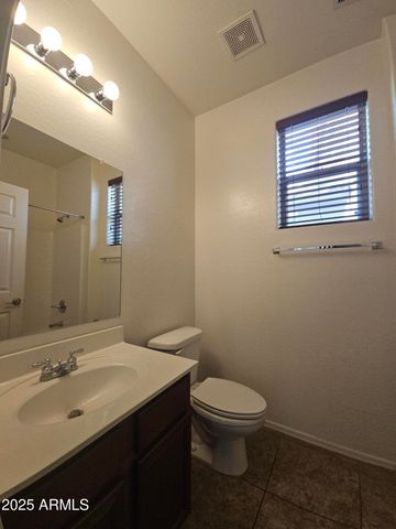 3828 S VINEYARD Avenue, Gilbert, AZ 85297