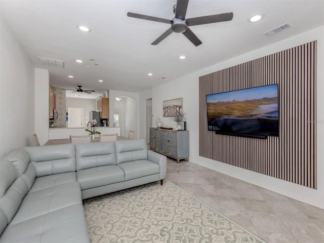 688 BACK NINE DRIVE, Venice, FL 34285