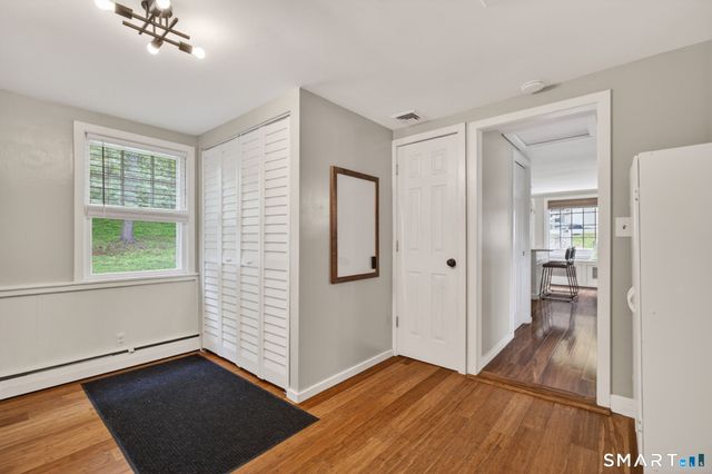 162 Old Middle Street, Middletown, CT 06457