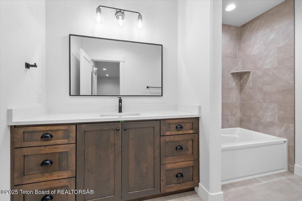 6503 BLACK SWAN Circle, Victor, ID 83455 photo 18