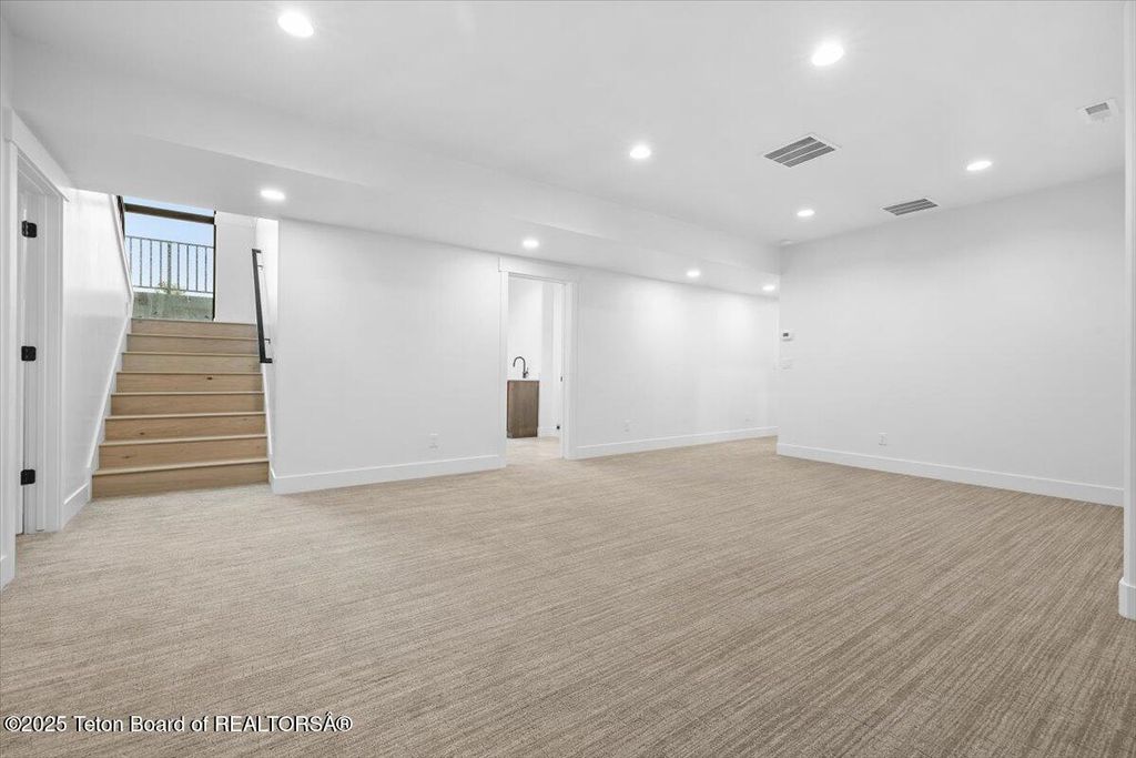 6503 BLACK SWAN Circle, Victor, ID 83455 photo 19