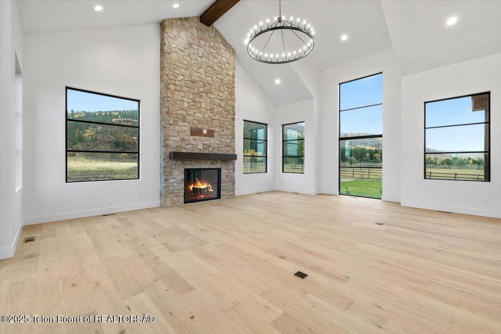 6503 BLACK SWAN Circle, Victor, ID 83455 photo 4