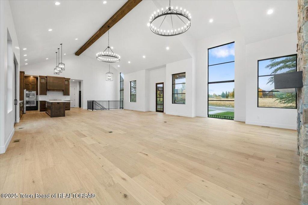 6503 BLACK SWAN Circle, Victor, ID 83455 photo 8