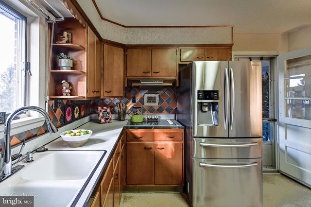 18400 FORESTON RD, Parkton, MD 21120