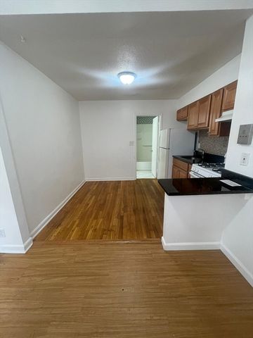 34 Franklin Ave 10, Revere, MA 02151