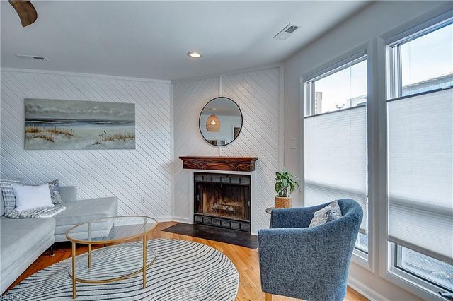 2328 Starfish RD, Virginia Beach, VA 23451