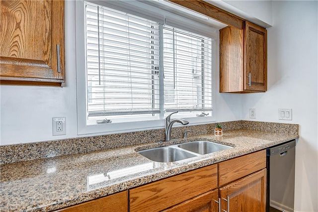 2328 Starfish RD, Virginia Beach, VA 23451