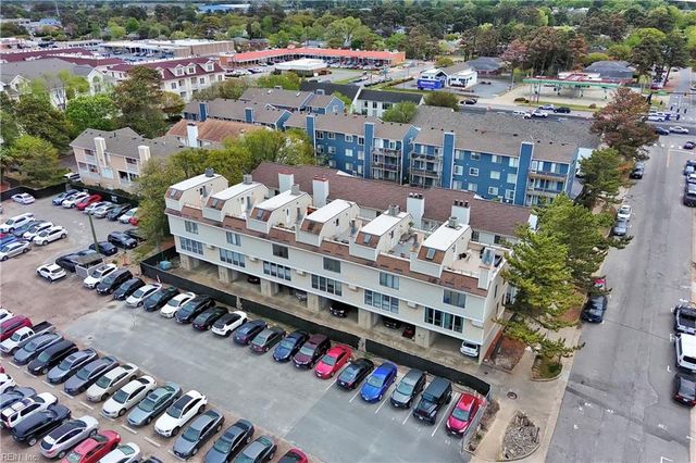 2328 Starfish RD, Virginia Beach, VA 23451