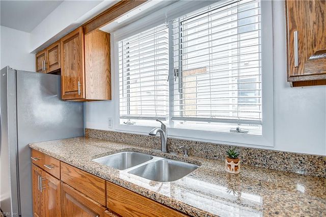 2328 Starfish RD, Virginia Beach, VA 23451