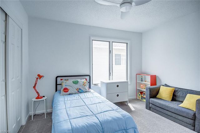 2328 Starfish RD, Virginia Beach, VA 23451