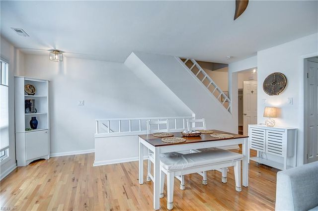 2328 Starfish RD, Virginia Beach, VA 23451