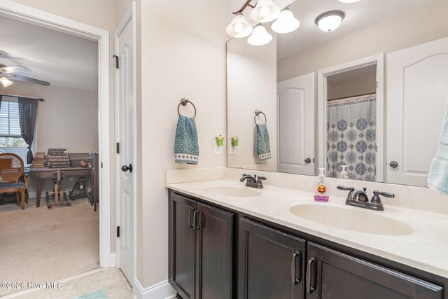 41 Blue Jay Court, Lillington, NC 27546