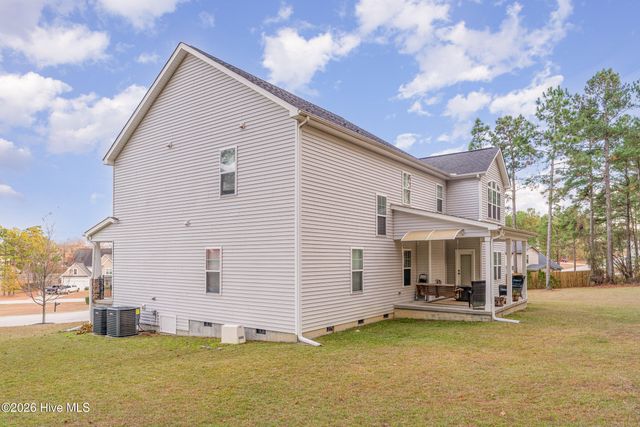 41 Blue Jay Court, Lillington, NC 27546