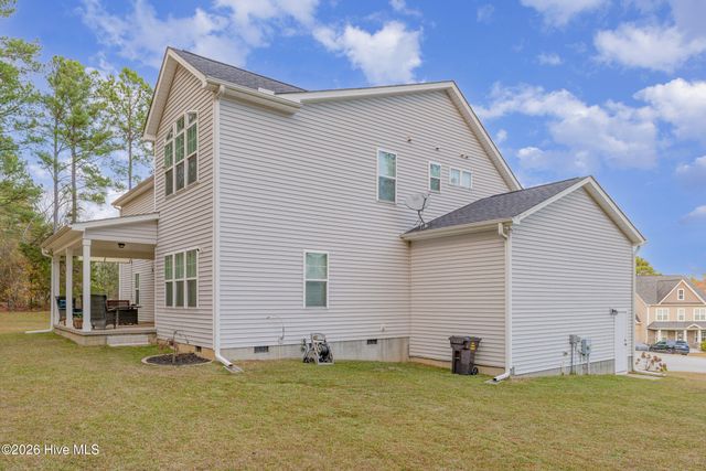 41 Blue Jay Court, Lillington, NC 27546