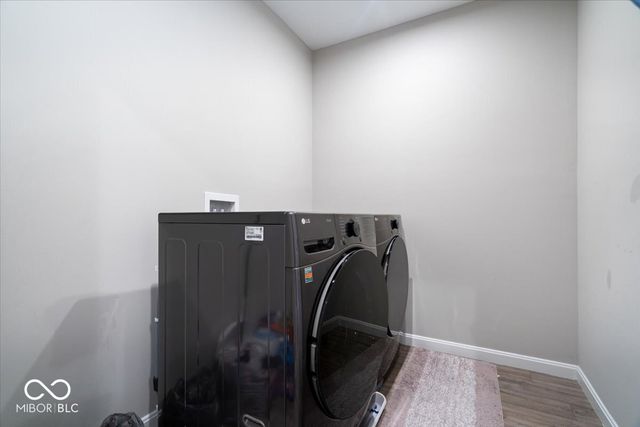 6210 Shallow Creek, Indianapolis, IN 46237