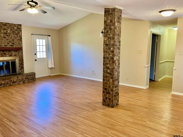 17080 Pennie Lane, Flint, TX 75762