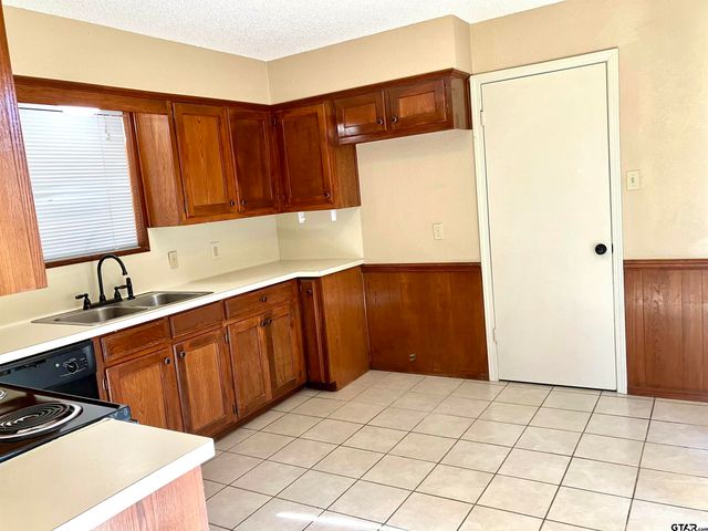 17080 Pennie Lane, Flint, TX 75762