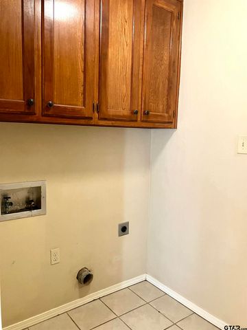 17080 Pennie Lane, Flint, TX 75762