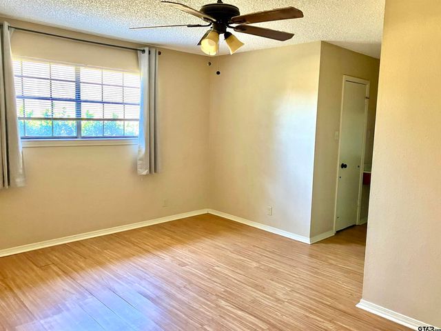 17080 Pennie Lane, Flint, TX 75762